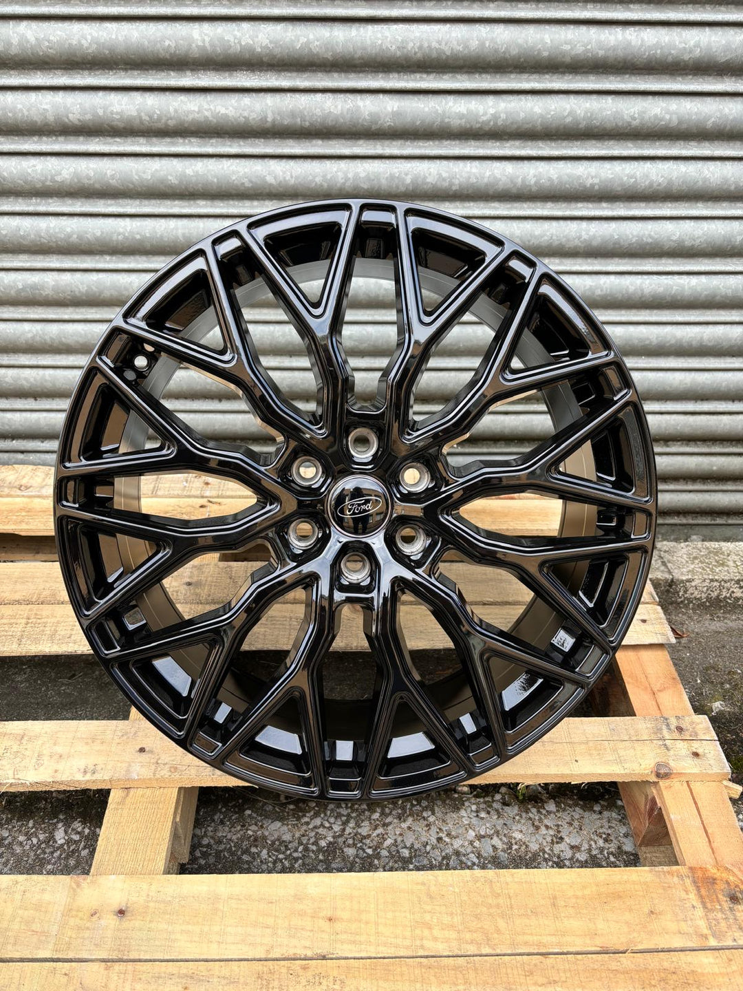 Velocity VC1 Velocity VC1 18X8 6x120 50 74.6 GLOSS BLACK - Concept - R